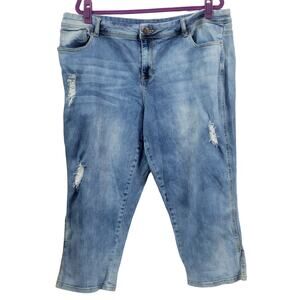 Maurices Crop Distressed Jeans Women's Size 22‎